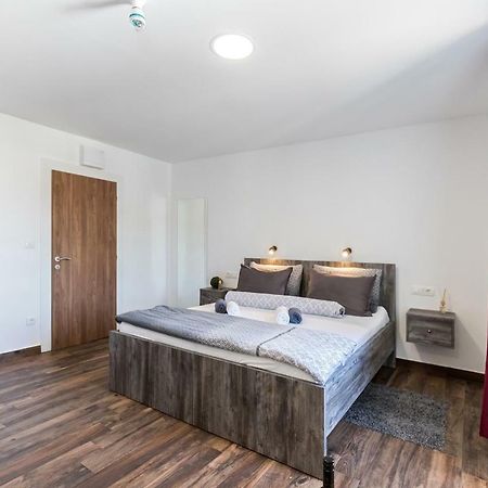 Apinelo Port Rooms Split Dış mekan fotoğraf