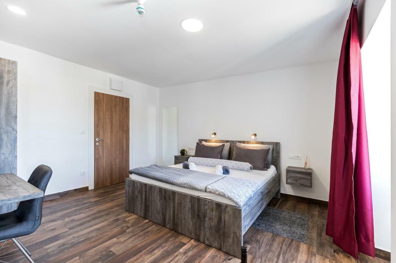 Apinelo Port Rooms Split Dış mekan fotoğraf